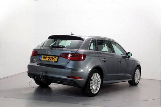 Audi A3 Sportback - 1.4 e-tron PHEV Attraction Pro Line plus LED Navigatie Parkeersensoren Climate C - 1