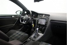 Volkswagen Golf - 1.4 TSI 204pk GTE DSG LED Panoramadak App-Connect Navigatie
