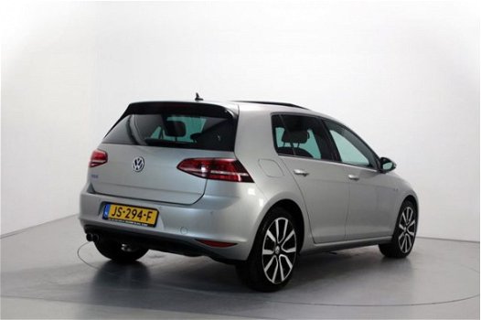 Volkswagen Golf - 1.4 TSI 204pk GTE DSG LED Panoramadak App-Connect Navigatie - 1