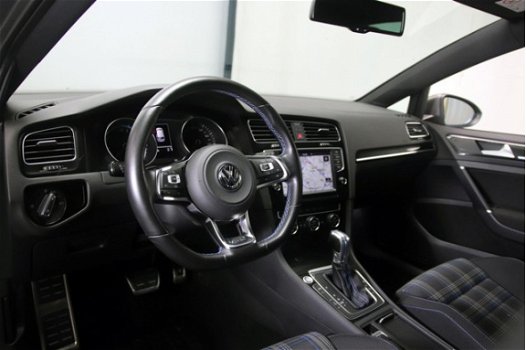 Volkswagen Golf - 1.4 TSI 204pk GTE DSG LED Panoramadak DAB+ Camera ParkPilot Climate - 1