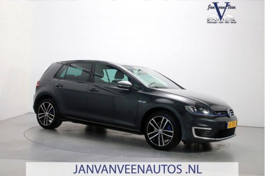 Volkswagen Golf - 1.4 TSI 204pk GTE DSG Navigatie LED App-Connect ParkAssist - 1