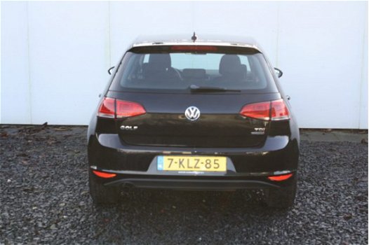 Volkswagen Golf - 1.6 TDI Trendline | Airco | Navigatie | Boordcomputer | Elecktrische ramen voor | - 1