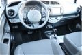 Toyota Yaris - 1.5 Hybrid TeamD Rijklaarprijs Navigatie-Cruise control-Lichtmetalen velgen - 1 - Thumbnail