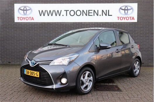 Toyota Yaris - 1.5 Hybrid Trend RIJKLAARPRIJS Navigatie-Cruise control - 1