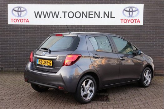 Toyota Yaris - 1.5 Hybrid Trend RIJKLAARPRIJS Navigatie-Cruise control - 1