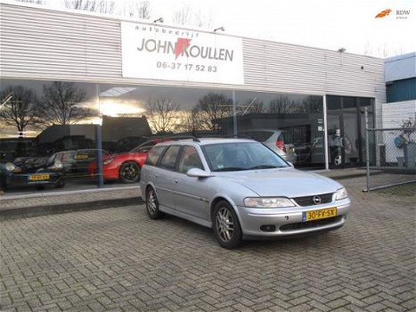 Opel Vectra Wagon - 1.8-16V Sport Edition II - 1