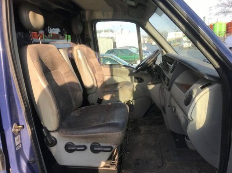 Renault Master - T28 2.5dCi L1 H1 AIRCO, 05-2020 APK, Let op motor defect - 1