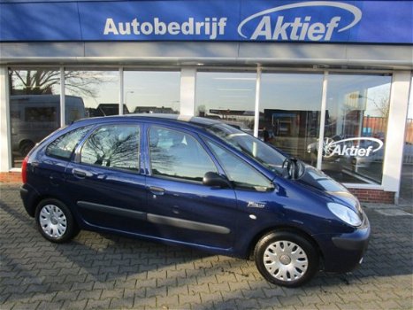 Citroën Xsara Picasso - 2.0I 16V DIFFÉRENCE - 1