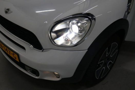 Mini Mini Countryman - COOPER S ALL4 184PK XENON / NAVI / PDC - 1