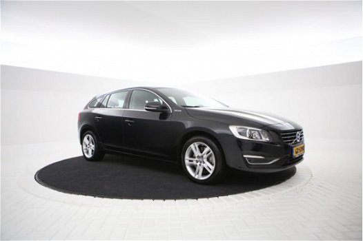 Volvo V60 - 2.4 D6 AWD Plug-In Hybrid Summum 7% bijtelling, Automaat, Lederen bekleding, ex btw, Sto - 1