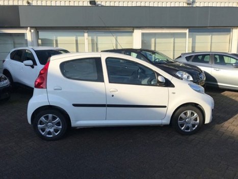 Peugeot 107 - XS 1.0 5drs Airco CV El.ramen 68.096km NL-auto - 1