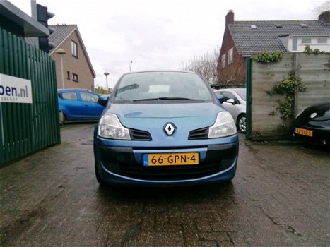 Renault Grand Modus - 1.2-16V Expression Nieuwe APK bij Aflevering - 1
