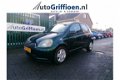 Toyota Yaris - 1.0-16V VVT-i Terra Nieuwe APK bij aflevering - 1 - Thumbnail