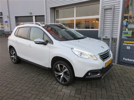 Peugeot 2008 - 1.6 VTi Féline - NAVI - PANO - LEER - CLIMA - PDC - TREKHAAK - LED - CRUISE - 1 EIGEN - 1