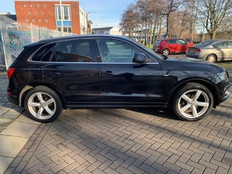 Audi Q5 - 2.0 TFSI quattro Pro Line S Line PANO/AUT - 1