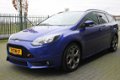 Ford Focus Wagon - 2.0 EcoBoost ST-2 / 250 PK / Navigatie / Sportstoelen / dealer onderhouden / PDC - 1 - Thumbnail