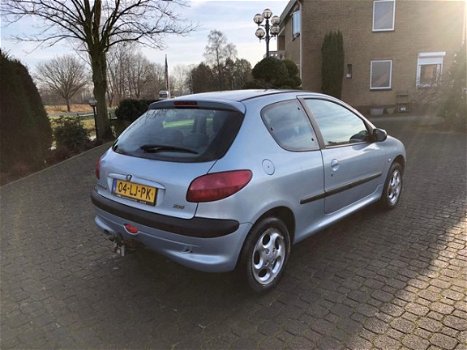 Peugeot 206 - 1.4 X-line - 1