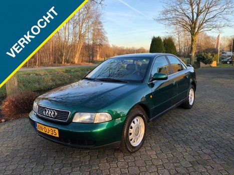 Audi A4 - 1.6 Advance - 1