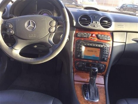 Mercedes-Benz CLK-klasse Coupé - 240 Elegance Automaat, Airco, Elektrische ramen, NAP, Navi, in perf - 1
