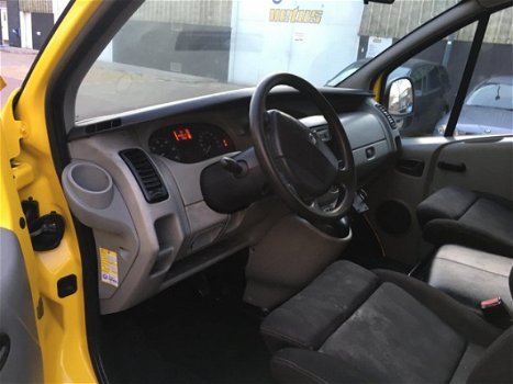 Renault Trafic - 2.5 dCi L1 H1 * Automaat * Airco * Airbag * 220.014 KM, Riem Verv. bij 209.391 KM - 1