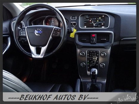 Volvo V40 - 2.0 D4 Summum Business 190pk Leer Navi Panoramadak - 1