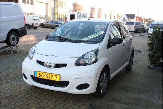 Toyota Aygo - 1.0-12V Cool Airco, 5deurs, Centrale vergrendeling, Electrische ramen - 1