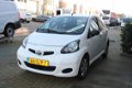 Toyota Aygo - 1.0-12V Cool Airco, 5deurs, Centrale vergrendeling, Electrische ramen - 1 - Thumbnail