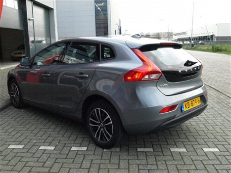 Volvo V40 - 2.0 D2 Nordic+ - 1