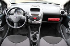 Toyota Aygo - 1.0-12V + *VASTE MEENEEMPRIJS / 1E EIGENAAR / 5-DEURS