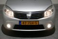 Dacia Sandero - 1.2 Lauréate, 5Drs. Airco, Fijne complete auto ... Fris en fruitig - 1 - Thumbnail