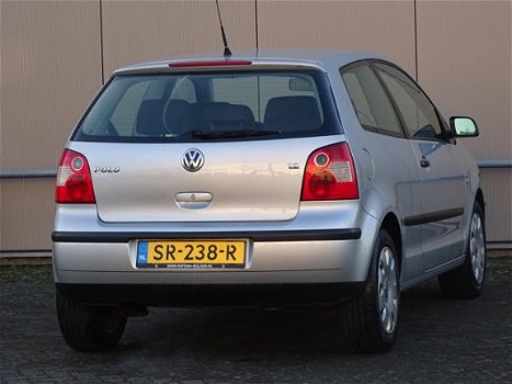 Volkswagen Polo - 1.2-12V Comfortline APK 2020 (bj2003) - 1