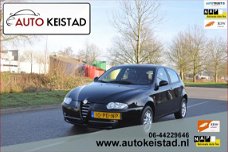 Alfa Romeo 147 - 1.6 T.Spark Edizione Esclusiva 5-DEURS/LEDER/STOELVERWARMING 1 JAAR APK