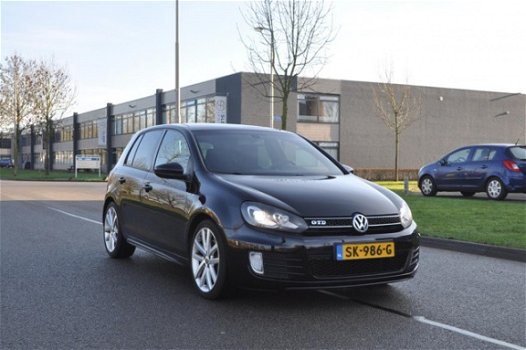 Volkswagen Golf - 2.0 GTD DSG 5-DEURS XENON/LED/STOELVERWARMING - 1