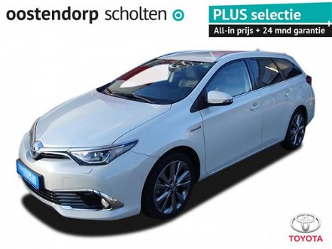 Toyota Auris Touring Sports - 1.8 Hybrid Lounge / Led Koplampen / Parkeersensoren / Stoelverwarming - 1