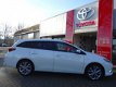 Toyota Auris Touring Sports - 1.8 Hybrid Lounge / Led Koplampen / Parkeersensoren / Stoelverwarming - 1 - Thumbnail