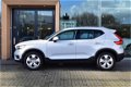 Volvo XC40 - 1.5 T3 Momentum Pro Parkeer Assist Line/Voorstoelen verwarmd/Zitverlening voorstoelen - 1 - Thumbnail