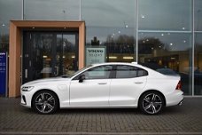 Volvo S60 - 2.0 T8 Twin Engine R-Design LuxeryLine/Scandinavian Line/Park Assist Pack/Audio Line/Int