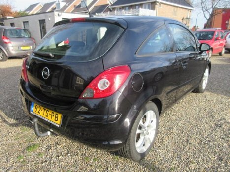 Opel Corsa - 1.4-16V Sport - Airco - 1