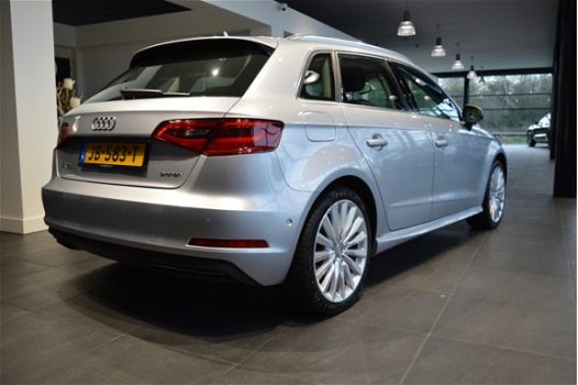 Audi A3 Sportback - 1.4 e-tron PHEV Ambition navigatie clima cruise led pdc 18 inch excl btw - 1