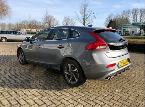 Volvo V40 - 2.0 D2 R-Design Business - 1