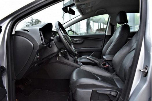 Seat Leon ST - 1.6 TDI Style Ecomotive, Leder, Navigatie, Climate Control - 1