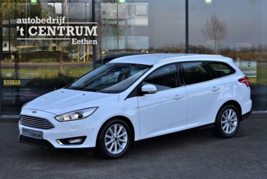 Ford Focus Wagon - 2.0 TDCI 150PK Titanium Automaat, Xenon, Navigatie, Camera, Keyless, Stoelverwarm - 1