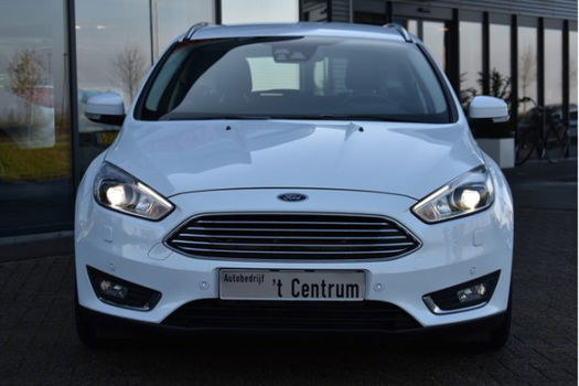 Ford Focus Wagon - 2.0 TDCI 150PK Titanium Automaat, Xenon, Navigatie, Camera, Keyless, Stoelverwarm - 1