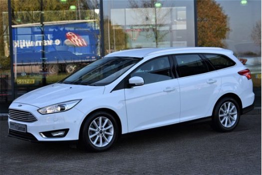 Ford Focus Wagon - 2.0 TDCI 150PK Titanium Automaat, Xenon, Navigatie, Camera, Keyless, Stoelverwarm - 1