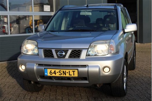 Nissan X-Trail - 2.2 dCi Comfort 2wd (136pk) Airco/ Cruise/ Elek.Pakket/ C.V. Afstand/ 16''Lmv/ Dakr - 1