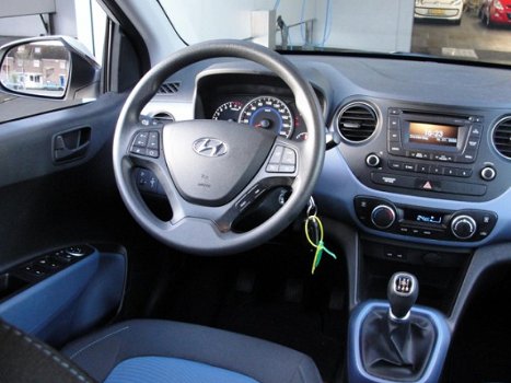 Hyundai i10 - 1.0i i-Motion Comfort - 1