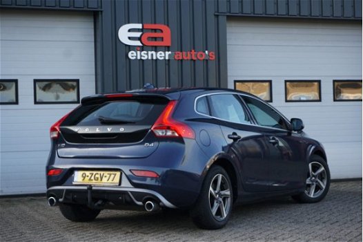 Volvo V40 - 2.0 D4 R-Design | XENON | TREKHAAK | - 1