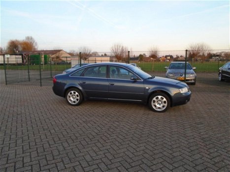 Audi A6 - 2.5 TDI PROLINE AUTOM AIRCO NAVI CC ELEC STOELEN - 1