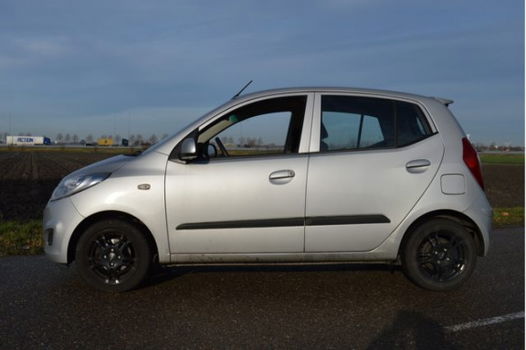 Hyundai i10 - 1.1 i-Drive Cool AIRCO/MULTIMEDIA/BLUETOOTH - 1