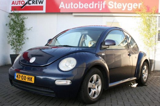 Volkswagen New Beetle - 2.0 HIGHLINE - 1